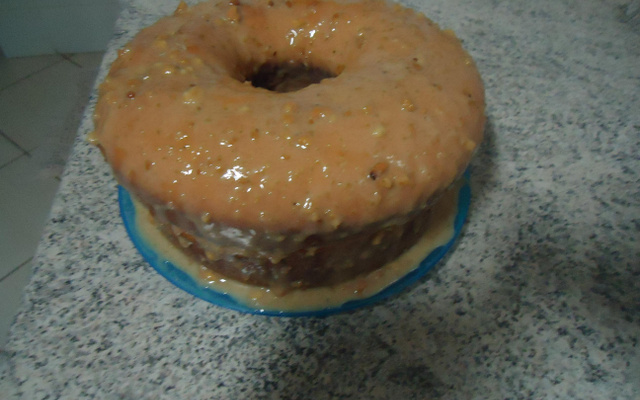 Bolo de amendoim com fubá no liquidificador