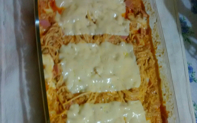 Macarronada de carne moída