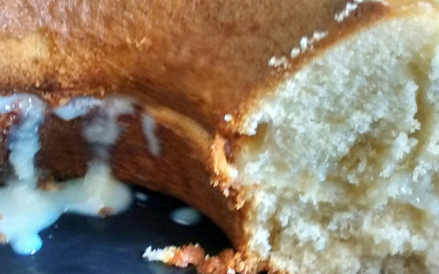 Bolo recheado de branquinho