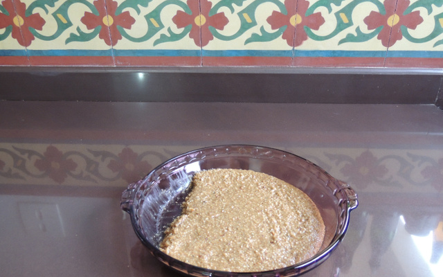 Pé-de-moleque com rapadura