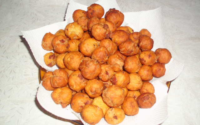 Bolinho de chuva salgado diferente