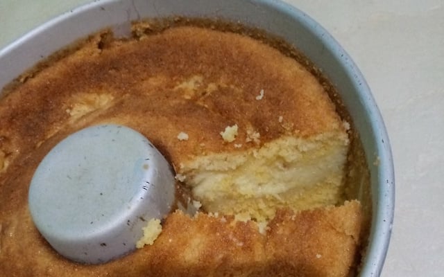 Bolo de fubá cremoso de liquidificador delícia