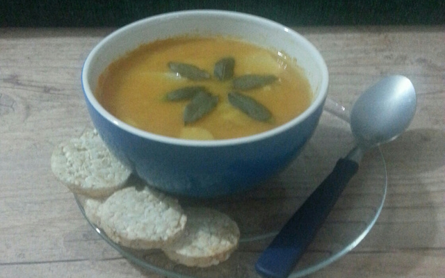 Sopa de inhame (cará)