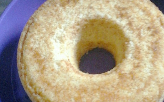 Bolo fofinho de fubá de microondas