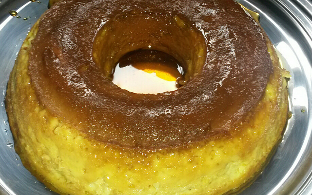 Pudim de leite condensado  feito no forno elétrico