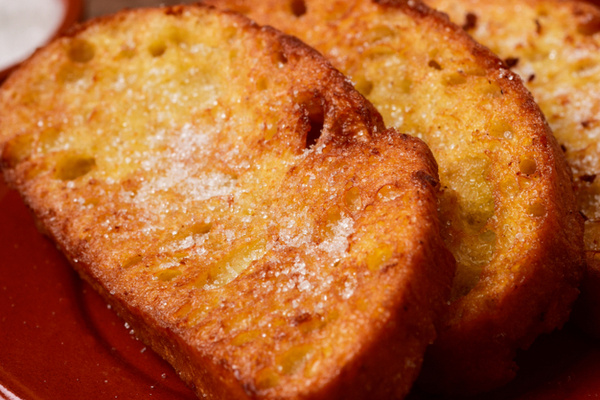 Rabanada salgada crocante recheada