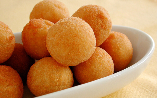Bolinhas de queijo