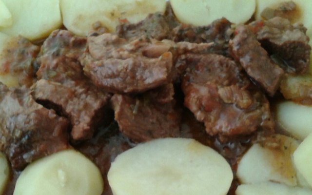 Carne de panela com molho especial