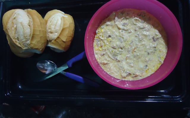 Molho de frango para comer com pão