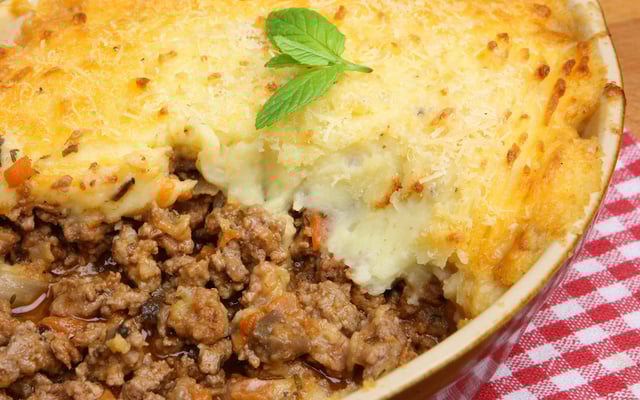 Bolo de batata com carne moída