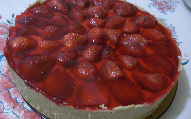 Torta de morango simples