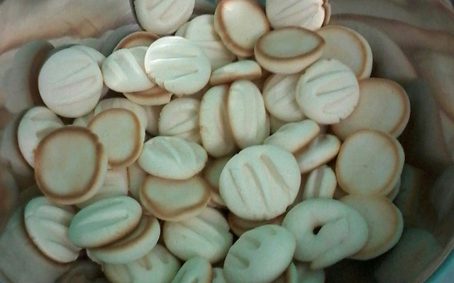 Sequilhos de leite condensado