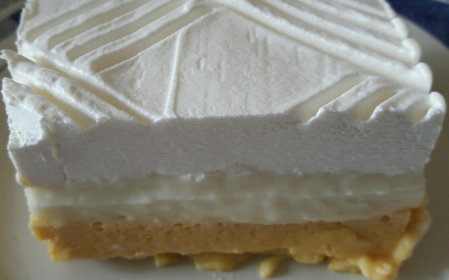 Tentação de pêssego em três camadas