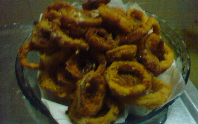 Fáceis anéis de cebola do casal 20