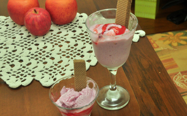 Sorvete caseiro de gelatina