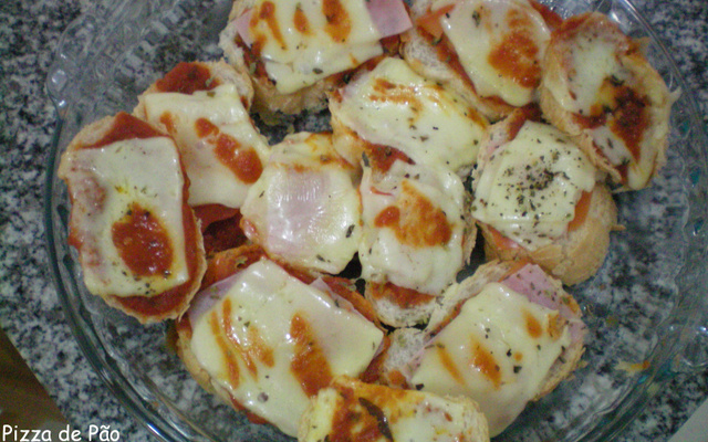 Pizza de pão