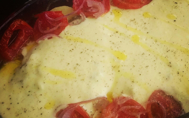 Salmão ao forno com molho branco