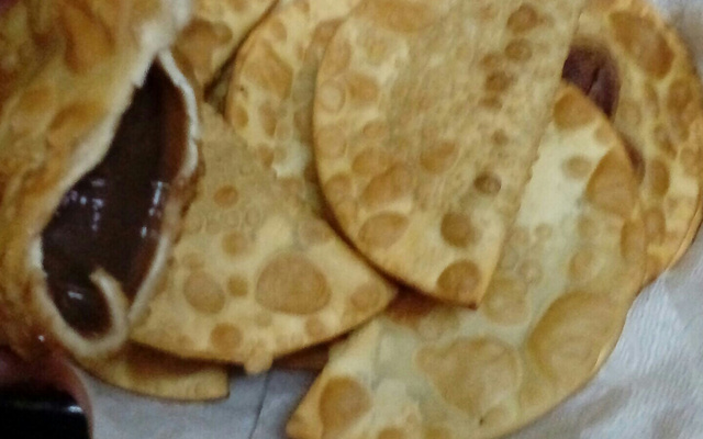 Pastel de brigadeiro