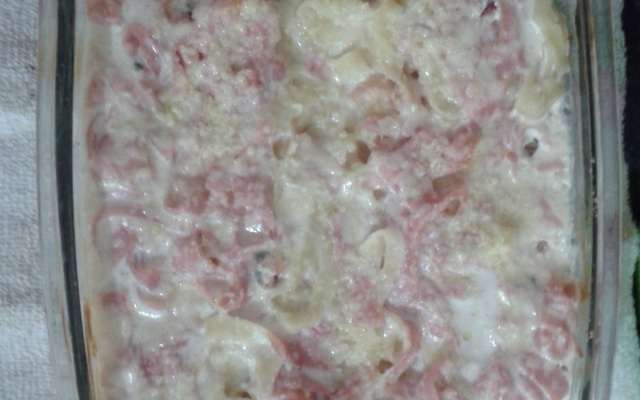 Talharim ao gorgonzola com presunto