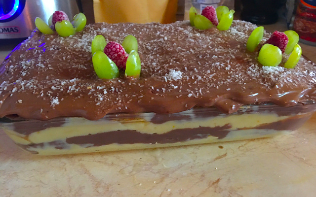 Pavê misto de biscoito de maisena