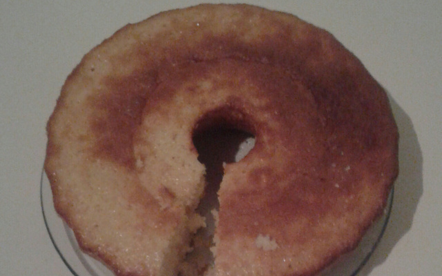 Bolo de queijo ralado