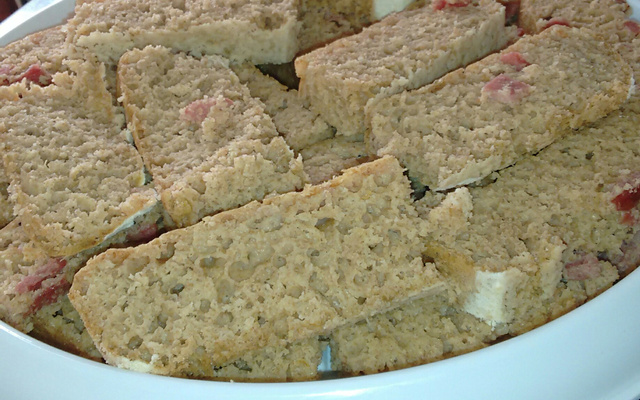 Pão fofinho de farinha integral de liquidificador