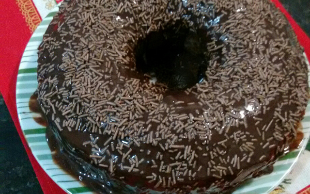 Bolo de chocolate de liqüidificador