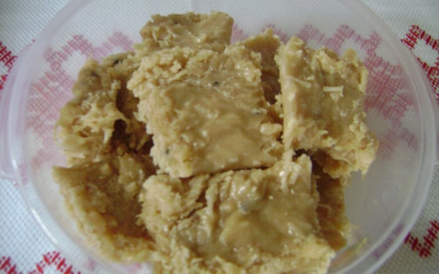 Cocada de leite condensado