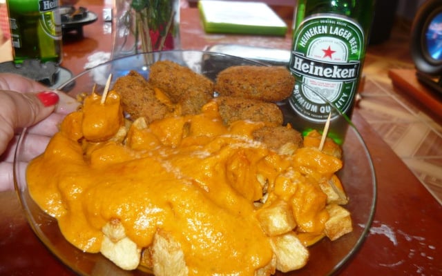 Batatas bravas espanhola