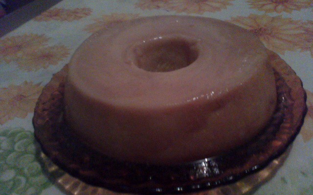 Pudim de leite em pó com bolacha maizena