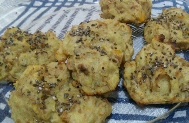 Bolinho de batata doce com atum