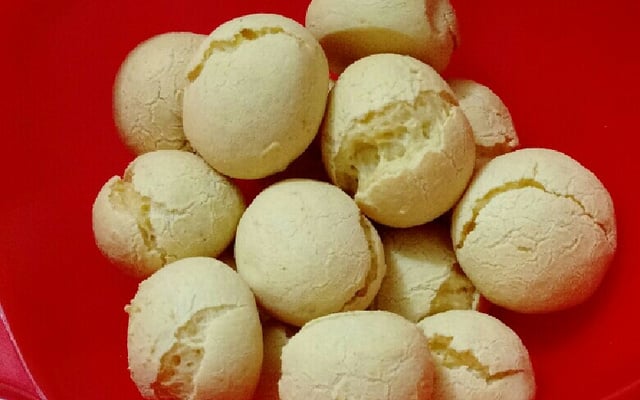 Pão de queijo sem leite (para alérgicos)