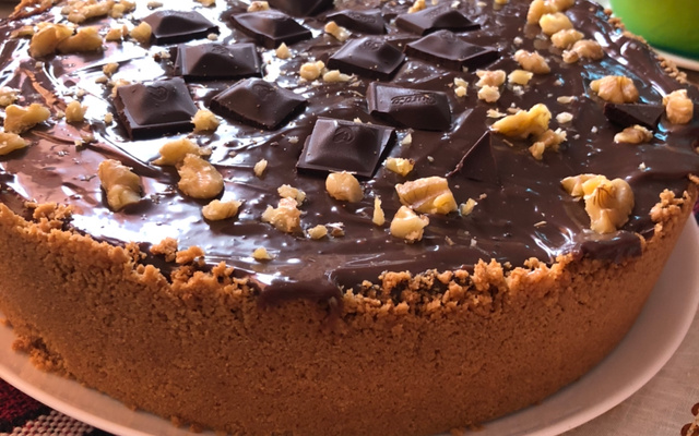 Torta de chocolate com damasco