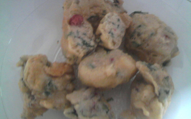 Bolinho salgado de folhas