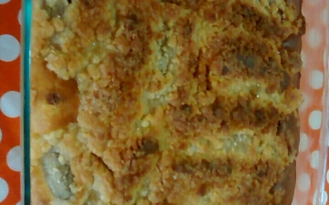 Cuca de banana com farofa da Vovó