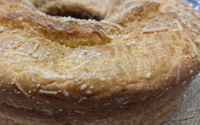 Bolo de queijo salgado