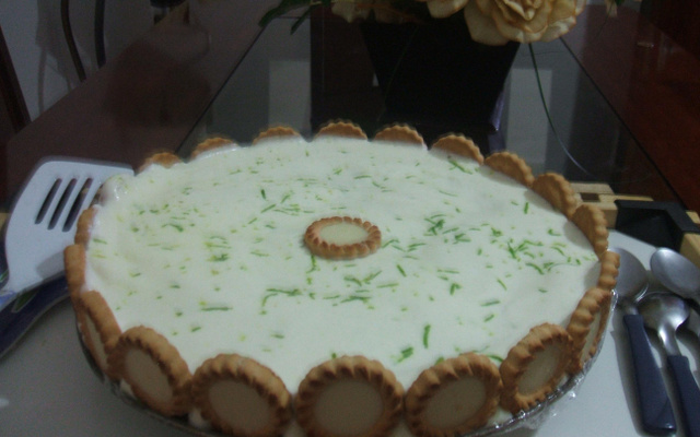 Torta de limão cremosa