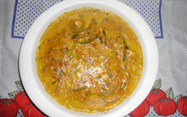 Saint Peter ao molho curry