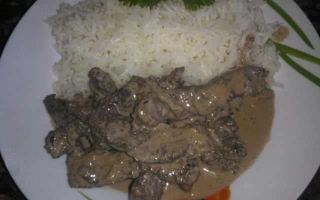 Carne ao vinho tinto