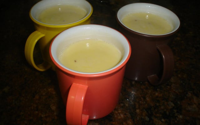 Bebida de milho quente