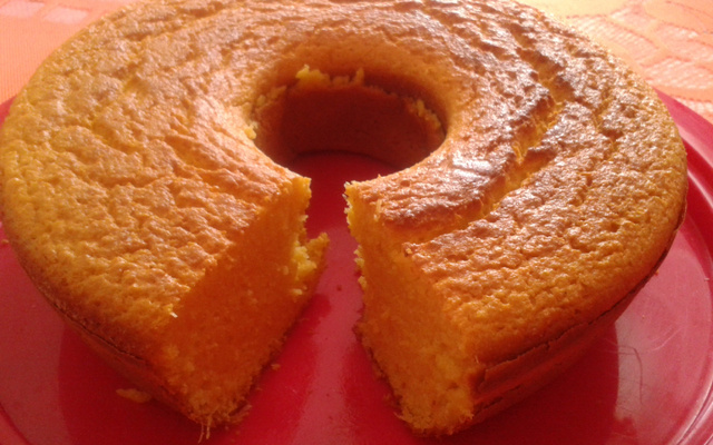 Bolo de milho de lata no liquidificador