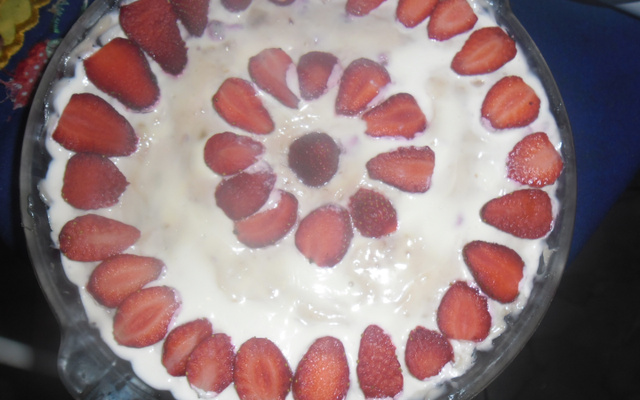 Pavê de morango fácil e rápido