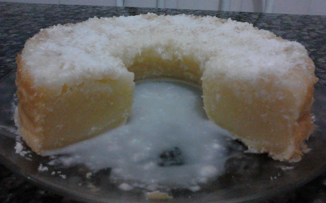 Bolo de aipim cremoso tradicional