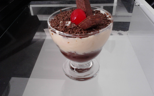 Pavê de Bis bicolor