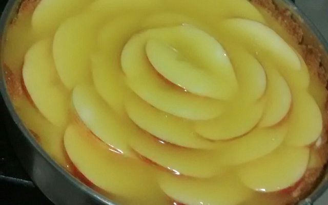 Torta de Maça e Morango