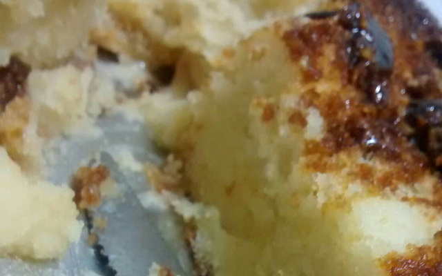 Bolo de mandioca caramelizada