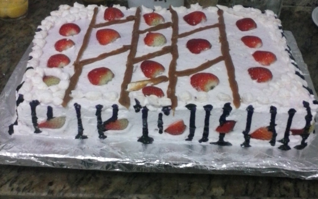 Bolo de festa confeitado fácil