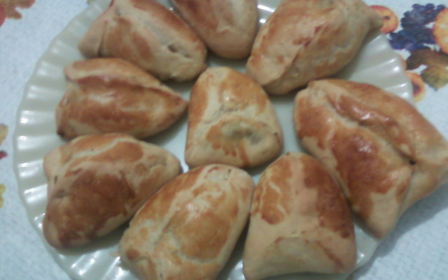 Esfiha da Tia Nenê - fácil - fácil