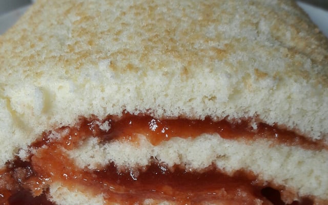 Rocambole de goiabada