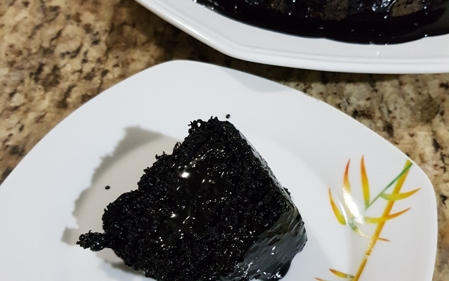 Bolo de chocolate amargo low carb